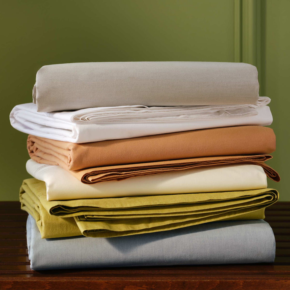 Brooklinen Set of 2 Washed Classic Percale Core Sheet Set Bundle