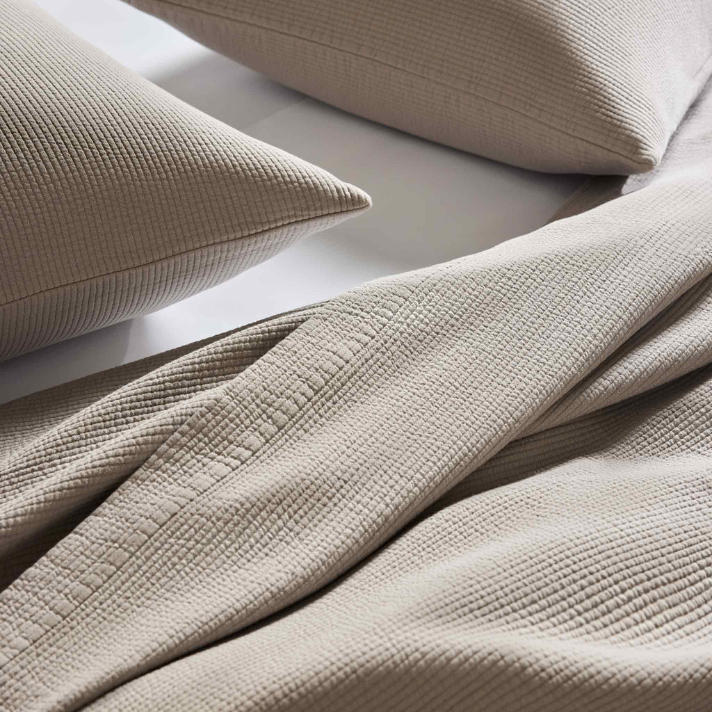 Brooklinen Ribbed Matelasse Quilt