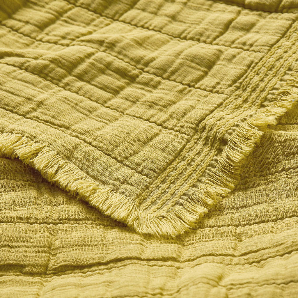 Brooklinen Weekend Wash Throw Blanket