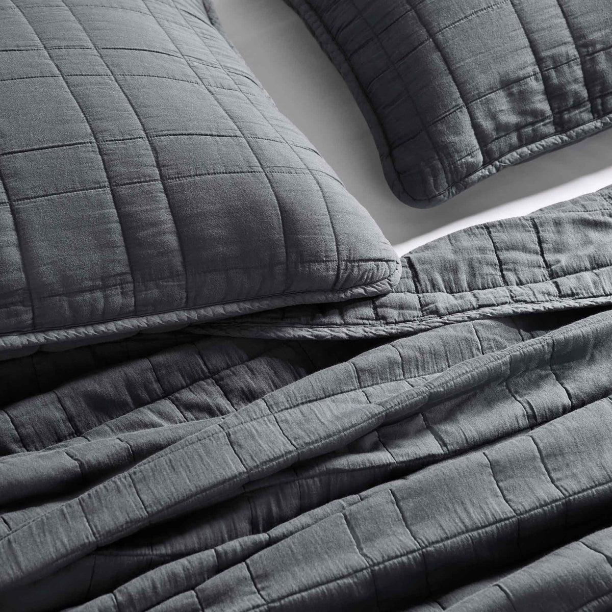 Brooklinen Weekend Wash Quilt