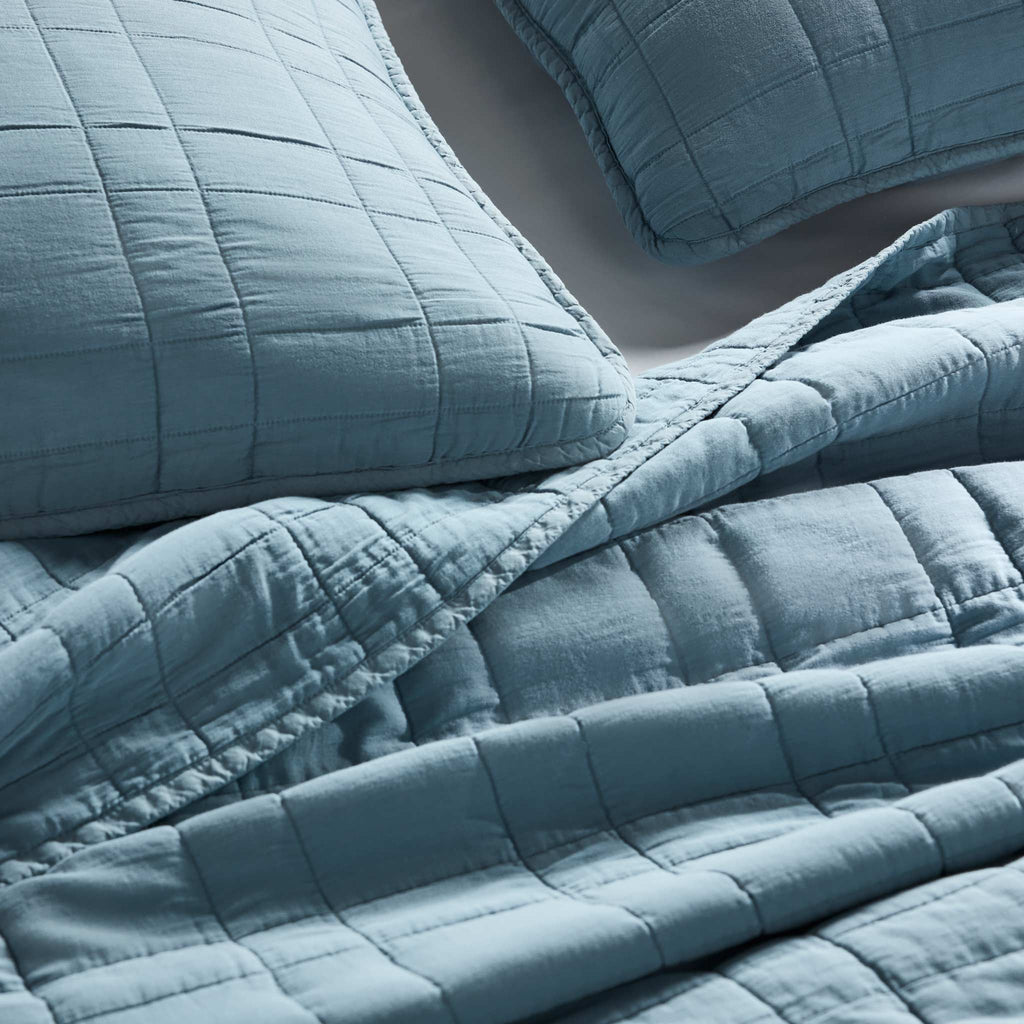 Brooklinen Weekend Wash Quilt
