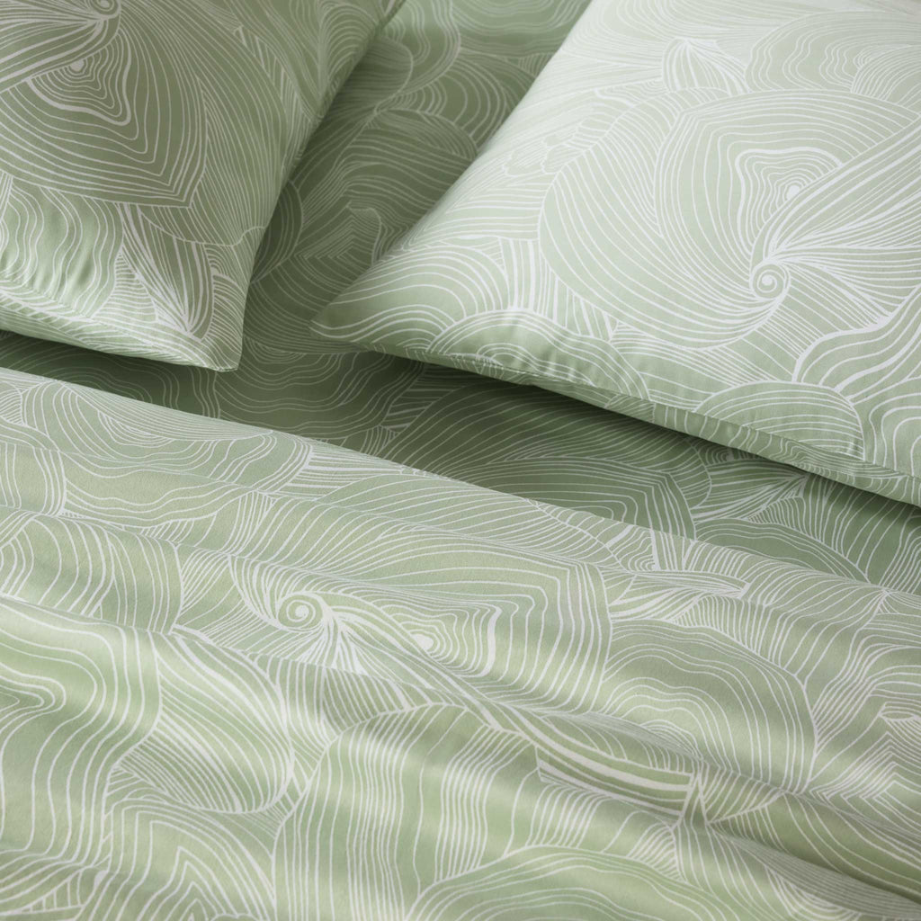 Brooklinen Luxe Sateen Pillowcase Set