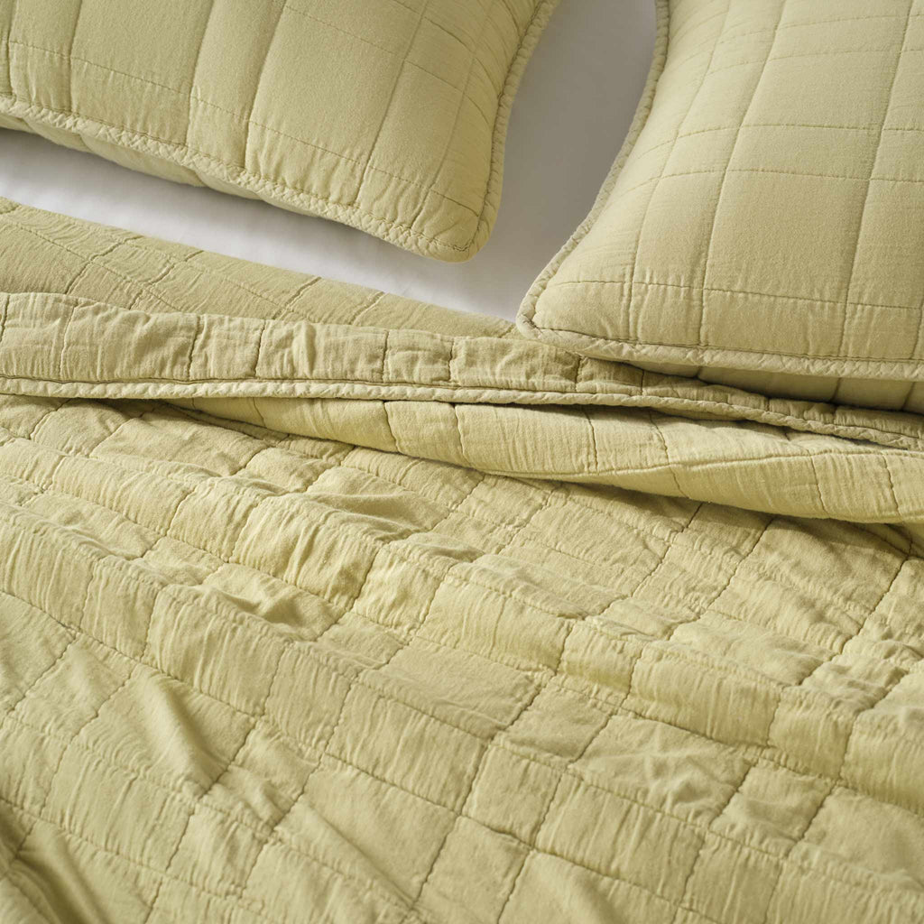 Brooklinen Weekend Wash Quilt