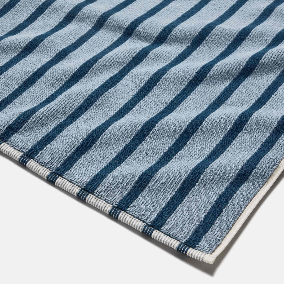 Brooklinen Reversible Looped Bath Mat