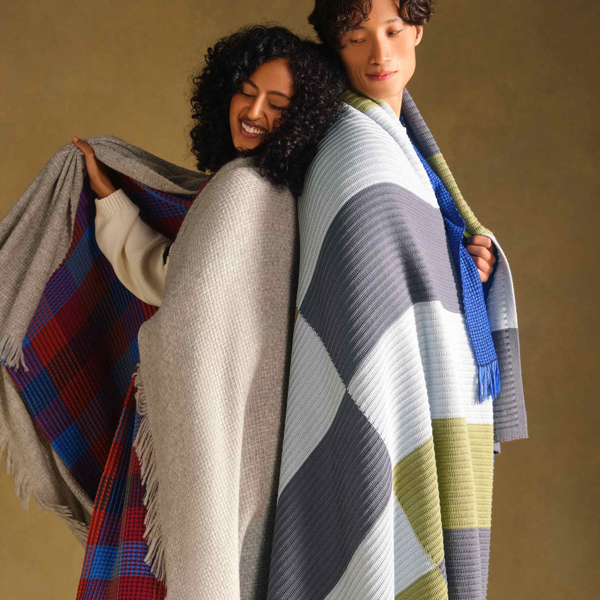 Brooklinen Two-Toned Lambswool Throw Blanket