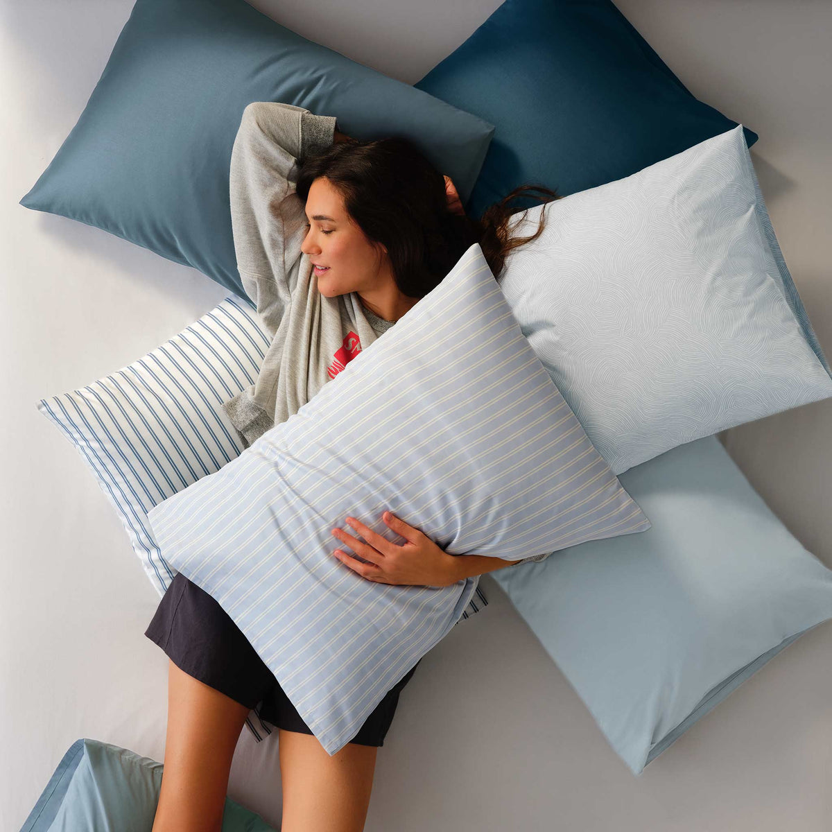 Brooklinen Classic Percale No Flat Sheet Set Bundle
