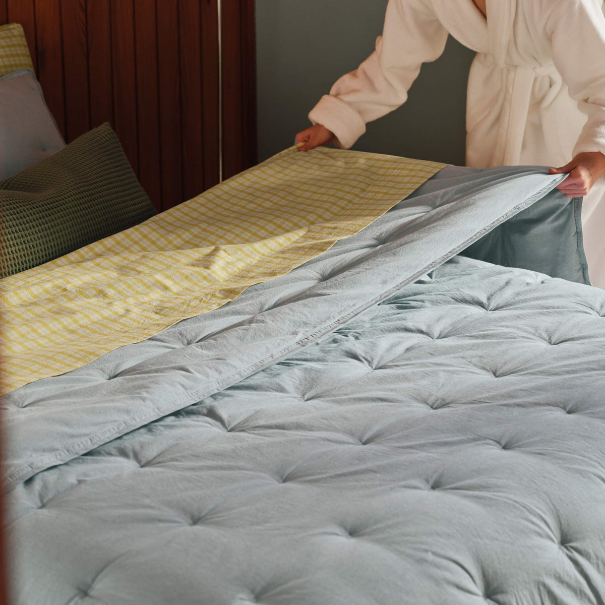 Brooklinen Washed Classic Percale Comforter Set