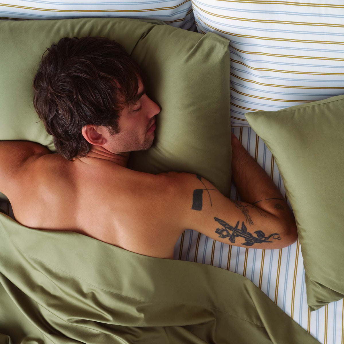 Brooklinen Luxe Sateen Hardcore Sheet Bundle